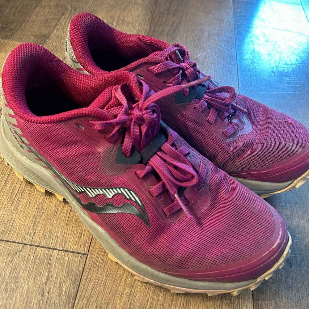 Saucony Women's Peregrine 11 - magenta